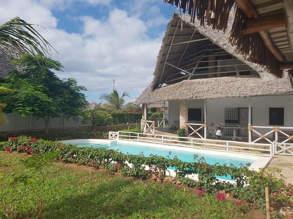 Nyumba Ya Afrika Bed & Breakfast Watamu Exterior photo