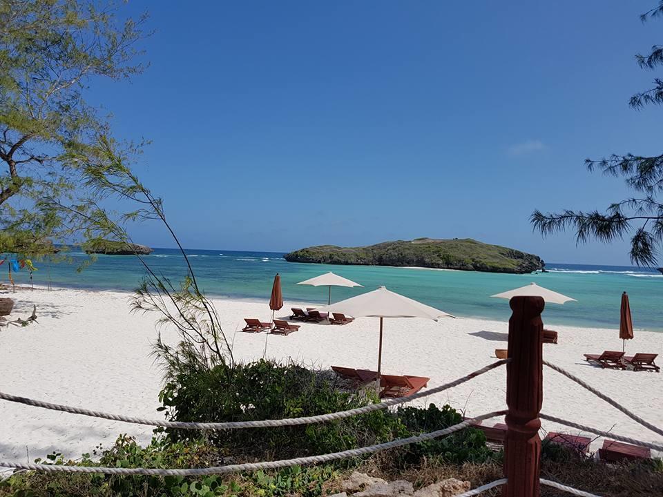 Nyumba Ya Afrika Bed & Breakfast Watamu Exterior photo