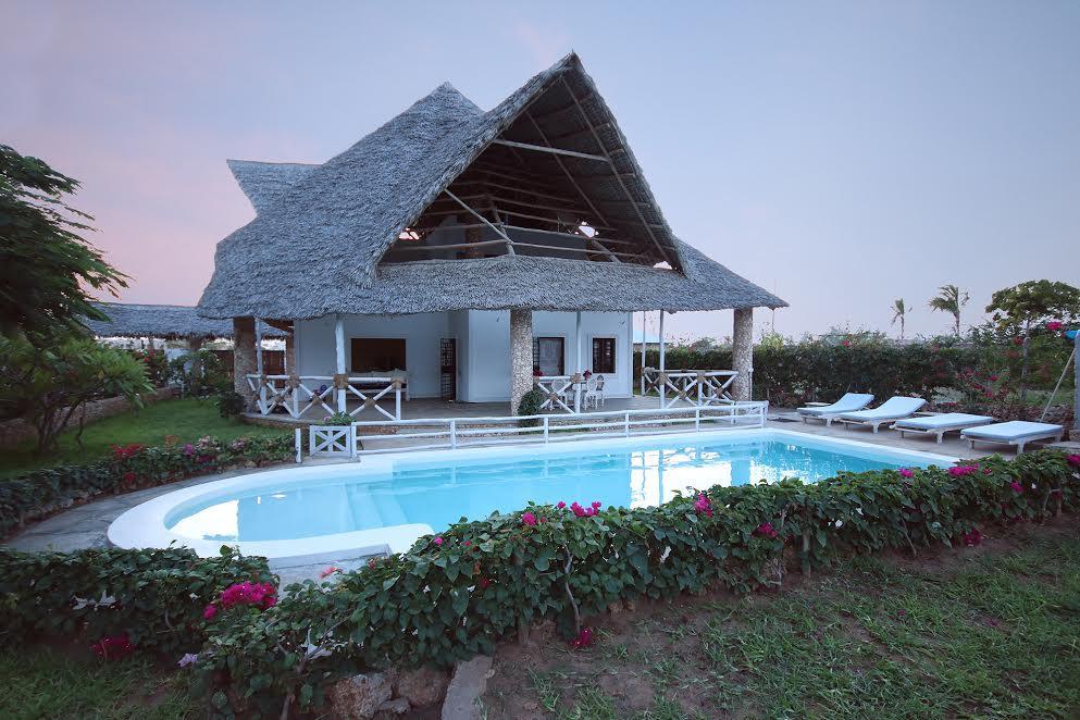 Nyumba Ya Afrika Bed & Breakfast Watamu Exterior photo
