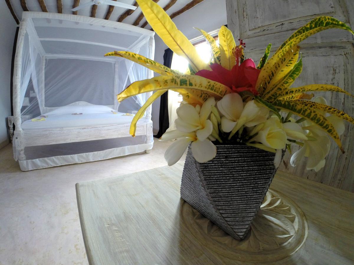 Nyumba Ya Afrika Bed & Breakfast Watamu Exterior photo