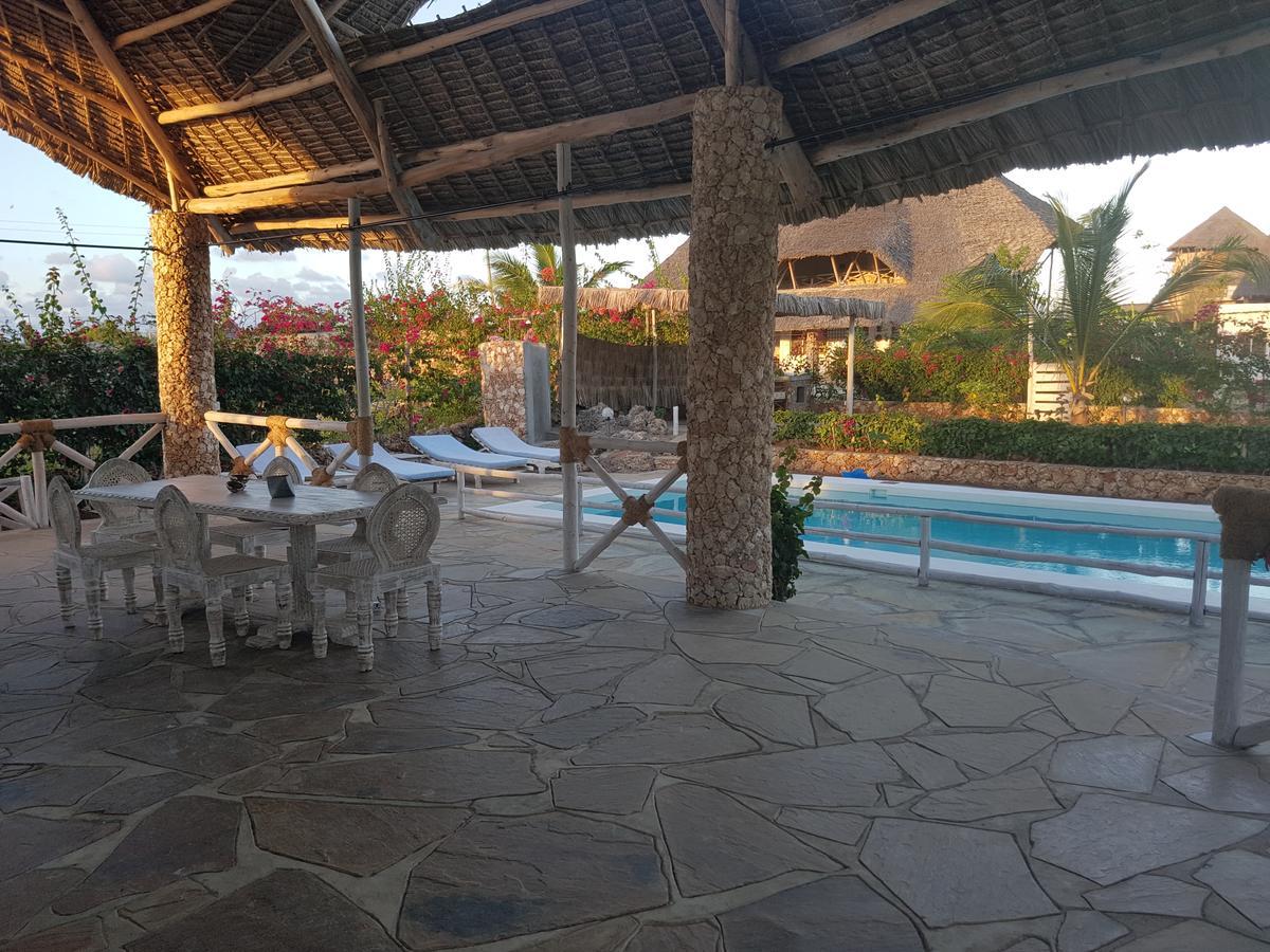 Nyumba Ya Afrika Bed & Breakfast Watamu Exterior photo