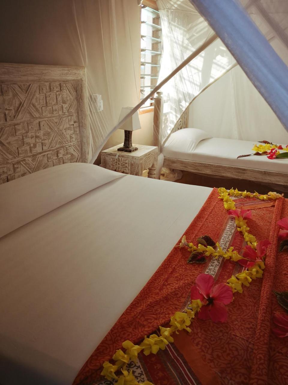 Nyumba Ya Afrika Bed & Breakfast Watamu Exterior photo