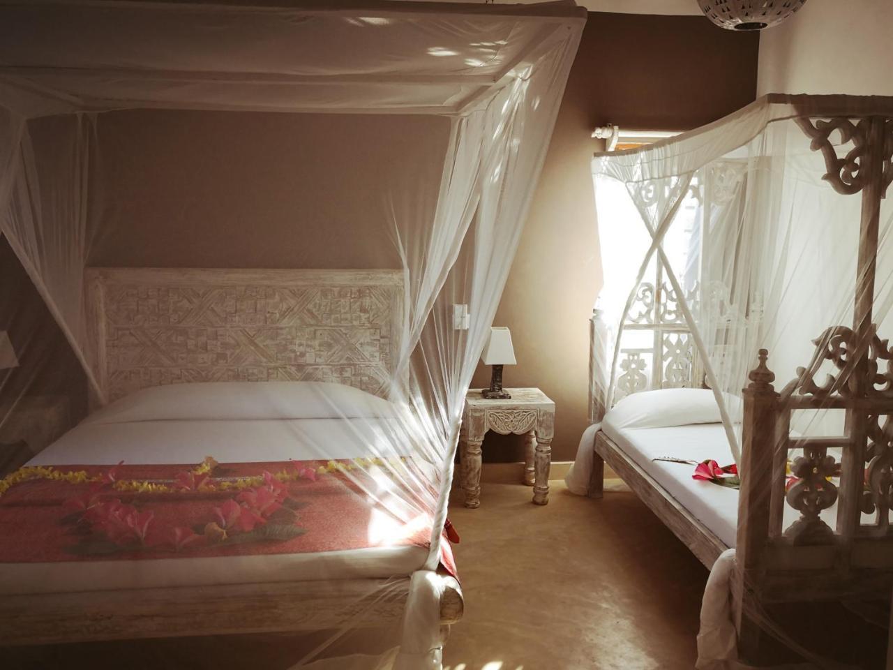 Nyumba Ya Afrika Bed & Breakfast Watamu Exterior photo